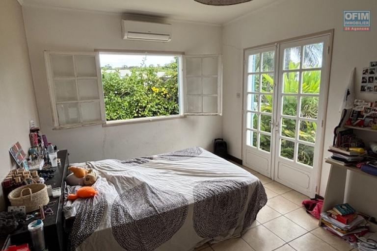 A vendre &agrave; La Montagne maison T6/7 avec piscine  dans lotissement priv&eacute;,