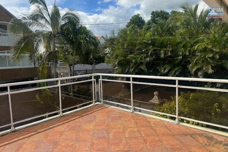 A louer une charmante maison F3 &agrave; Saint-Pierre dans un quartier calme