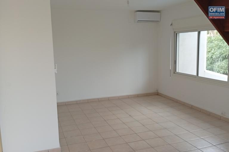 A LOUER APPARTEMENT T3 DE 78 M2 AVEC JARDIN A LA SALINE LES BAINS