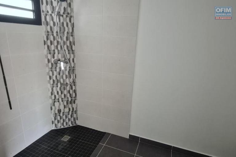 A louer grand studios neuf pour ETUDIANT &agrave; la porte de l'universit&eacute;