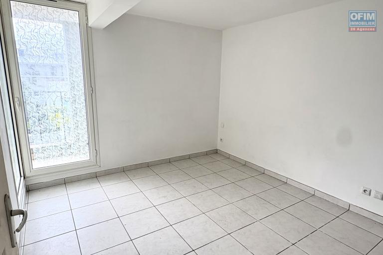 A Vendre appartement F3 de 65m2 avec varangue et 2 places de parking