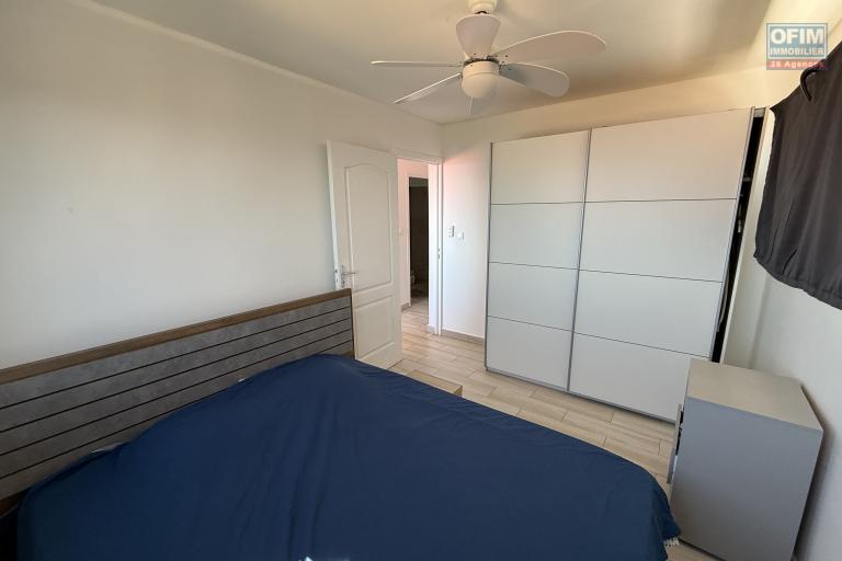 Bel appartement T3 en RDC avec magnifique vue mer et montagne proche centre ville