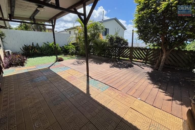 A vendre spacieuse maison T/7 à Saint Denis- La Montagne