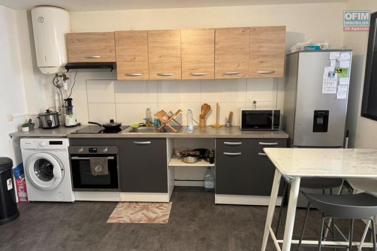 A louer joli F2 MEUBLE avec jardinet et belle terrasse le Tampon