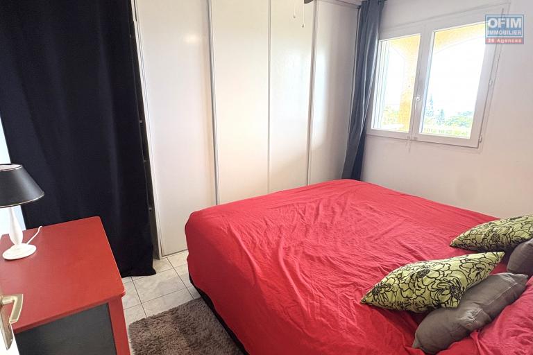 Maison meublée T3 à louer sur Sainte-Rose avec vue mer