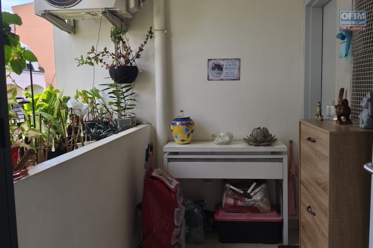 A vendre appartement T3  de 81  m2 avec varangue -R&eacute;sidence r&eacute;cente centre ville de  LA POSSESSION