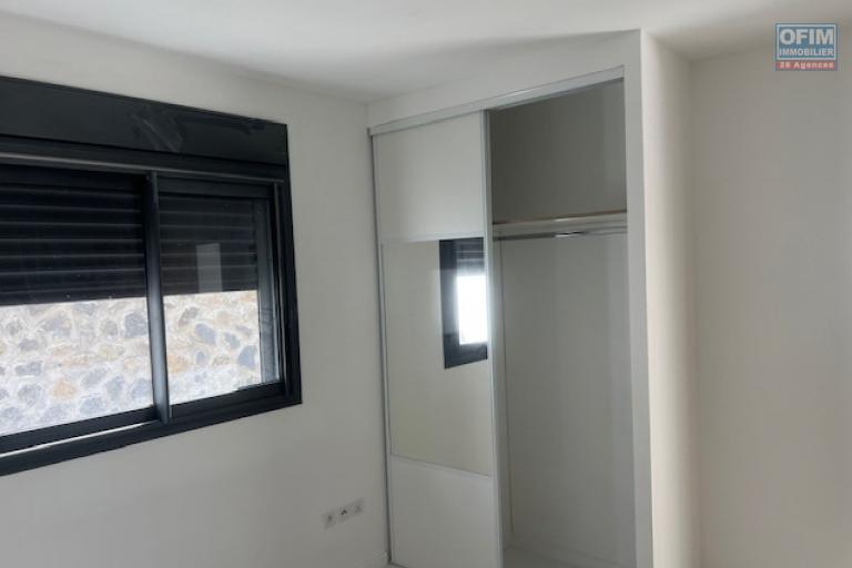 A Louer Villa de type F4 abris voiture avec une belle vue.