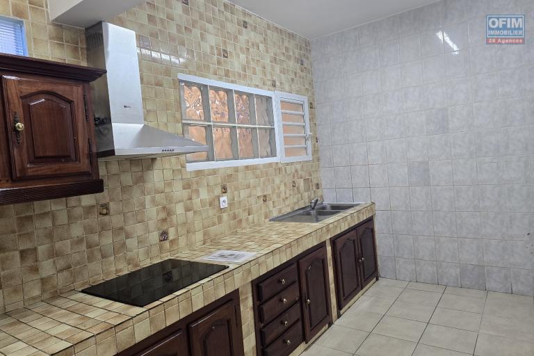 A louer Appt F3 de 70 m² à proximité direct du centre ville de Saint-André