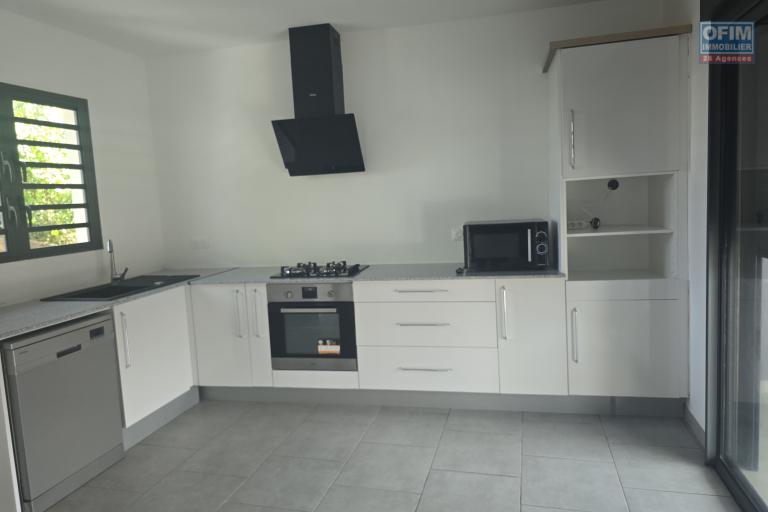 MAISON NEUVE AVEC 3 CHAMBRES, CUISINE &Eacute;QUIP&Eacute;E, SITU&Eacute;E SUR CHAMP BORNE/ SAINT ANDRE