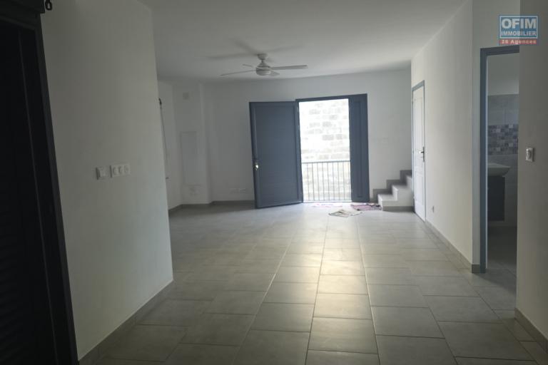 MAISON NEUVE AVEC 3 CHAMBRES, CUISINE &Eacute;QUIP&Eacute;E, SITU&Eacute;E SUR CHAMP BORNE/ SAINT ANDRE