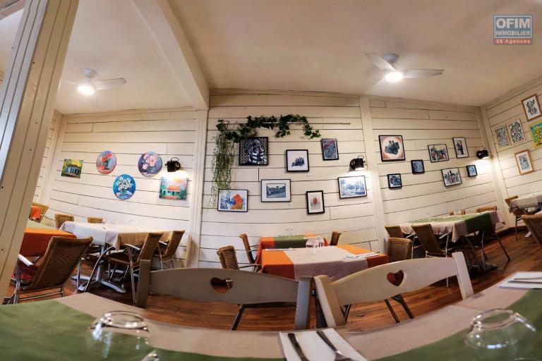  A vendre Fonds de commerce Restaurant - Pizzeria - Bar  Le POMODORO au centre ville du Tampon &agrave; 120 000&euro;
