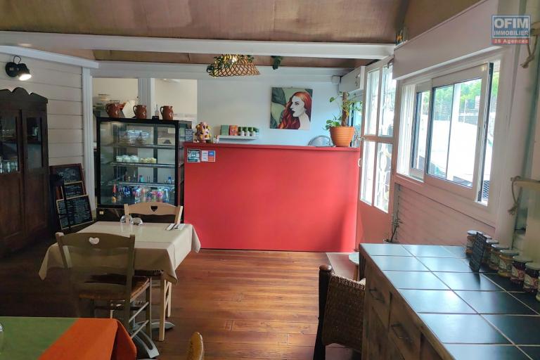  A vendre Fonds de commerce Restaurant - Pizzeria - Bar  Le POMODORO au centre ville du Tampon &agrave; 120 000&euro;