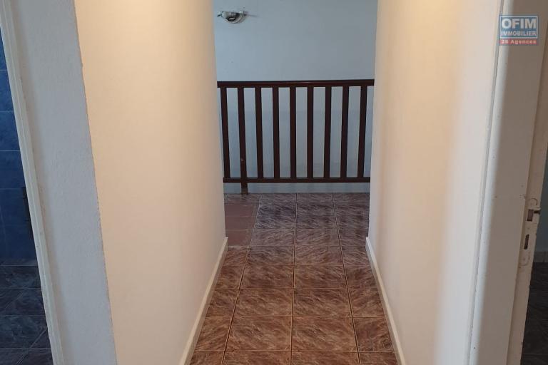 &Agrave; vendre &ndash; Ensemble immobilier a Saint - Andre avec fort potentiel locatif