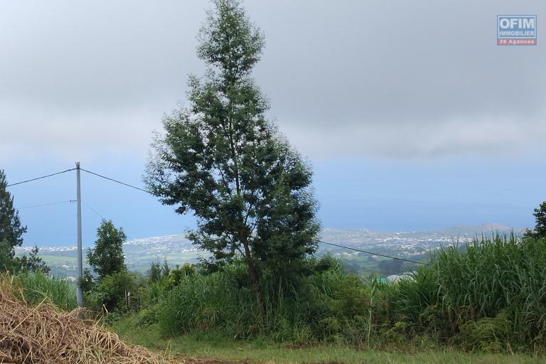 A vendre - Tan rouge - Terrain constructible 400 m2