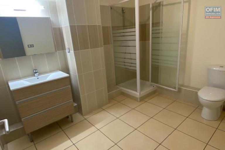 A louer grand studio dans la r&eacute;sidence Lobellia &agrave; Ste Clotilde