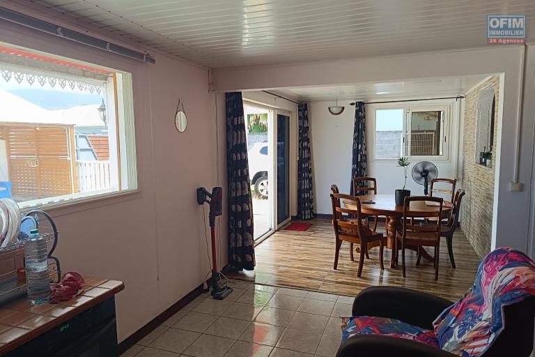 Ensemble immobilier T3 + T2 sur terrain de 572 m&sup2; avec piscine Saint Louis - T3