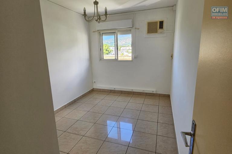 Appartement T3/T4 à Saint-Denis dans le Carré d’Or avec vue mer & montagne