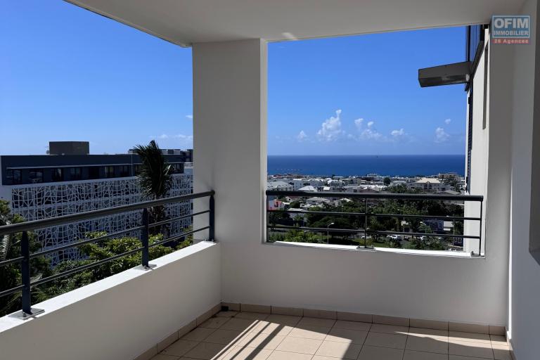 A louer bel appartement de type F3 lumineux sur la r&eacute;sidence BOIS DE SENTEUR avenue GEORGES BRASSENS &agrave; Sainte Clotilde.