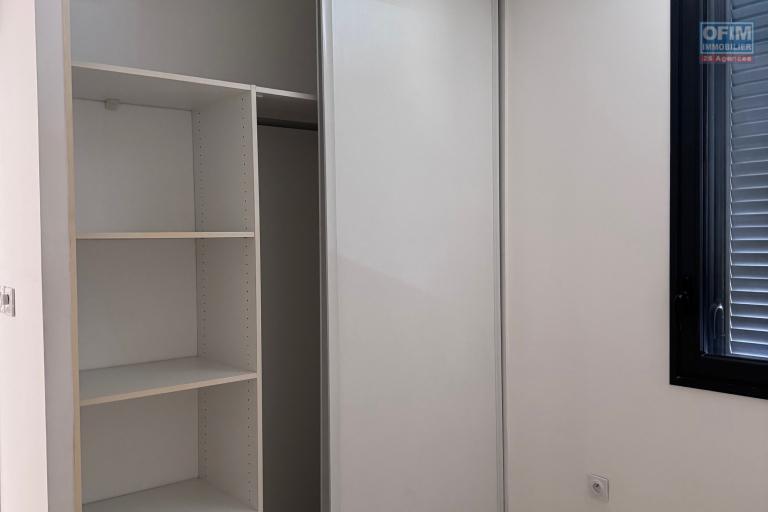 A louer bel appartement de type F3 lumineux sur la r&eacute;sidence BOIS DE SENTEUR avenue GEORGES BRASSENS &agrave; Sainte Clotilde.