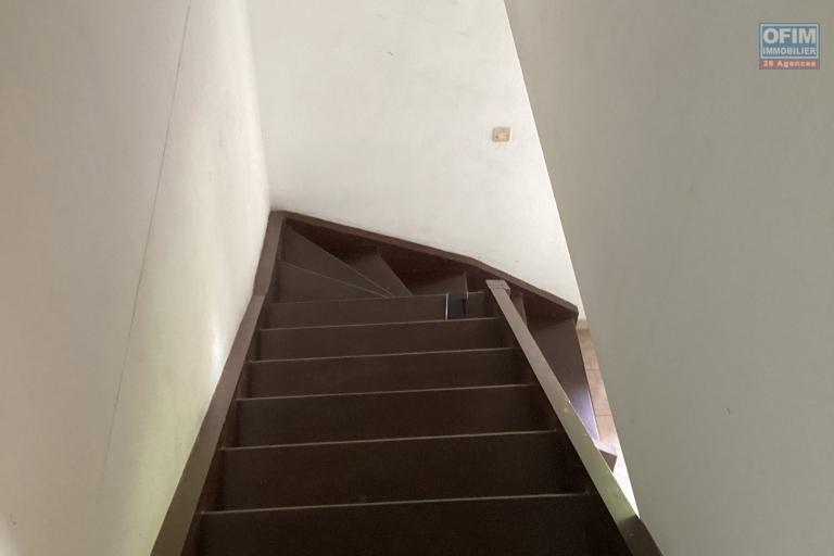 A louer une maison duplex F5 a bagatelle Saint - Suzanne rénové a neuf