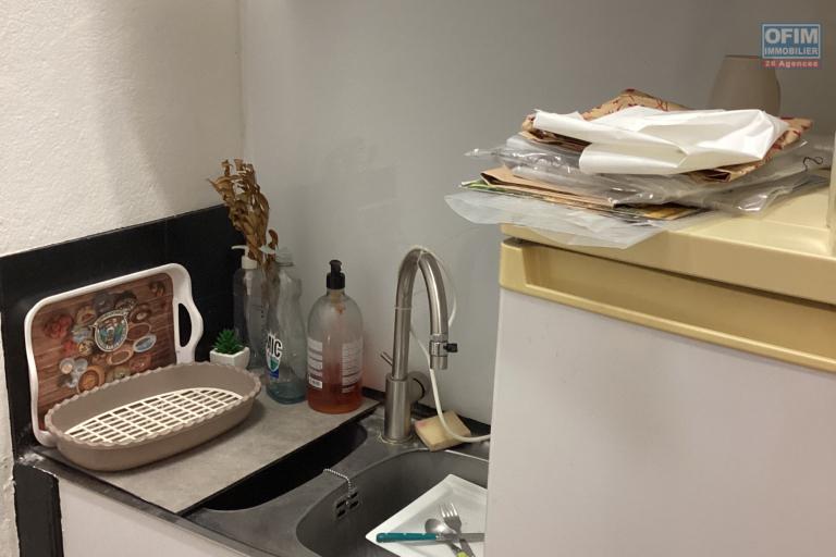 &Agrave; C&Eacute;DER DROIT AU BAIL &ndash; CENTRE VILLE SAINT - DENIS EMPLACEMENT N&deg;1