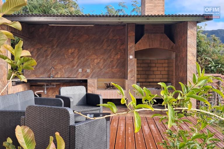 &Agrave; louer &ndash; Maison meubl&eacute;e T3 avec jacuzzi &ndash; La Plaine des Palmistes