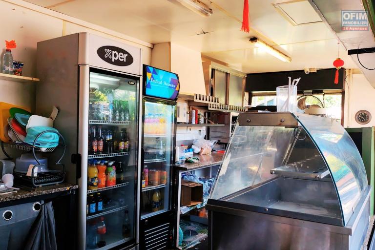 A Vendre Snack La Bouche Dorée à 48 500€ – Une opportunité gourmande sur la route de Cilaos | Saint-Louis La Rivière