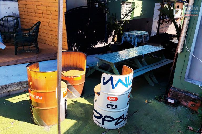 A Vendre Snack La Bouche Dorée à 48 500€ – Une opportunité gourmande sur la route de Cilaos | Saint-Louis La Rivière