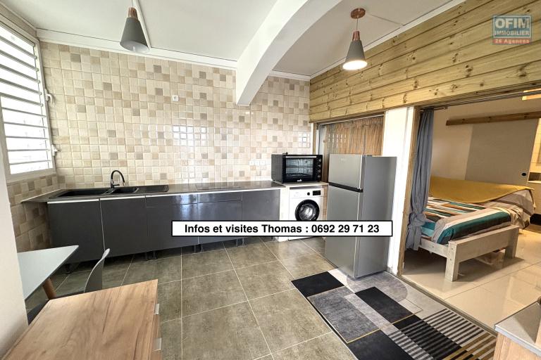 A louer grand T2 meubl&eacute; au niveau du coll&egrave;ge du Bassin Bleu Sainte-Anne