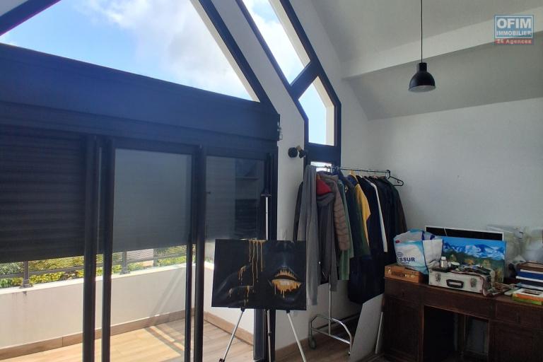 A LOUER Superbe maison de type F4 sur la Saline Les Hauts