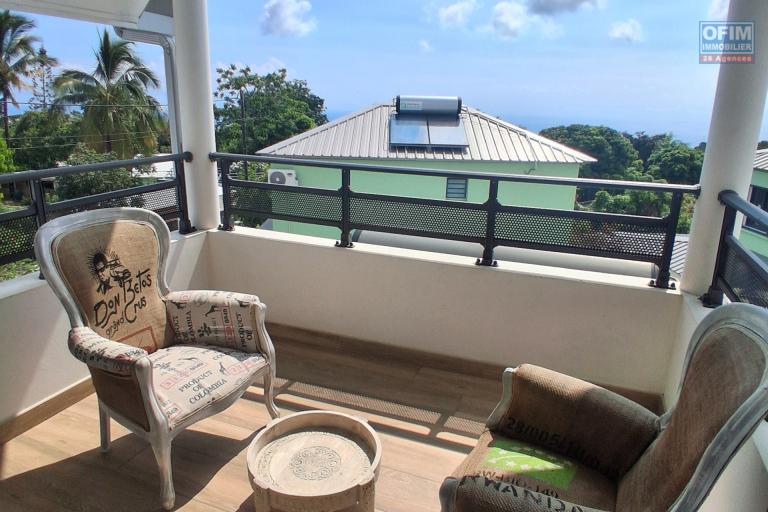 A LOUER Superbe maison de type F4 sur la Saline Les Hauts