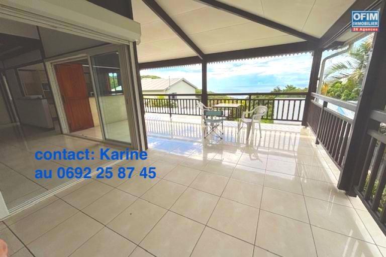 A vendre spacieuse maison T/7 à Saint Denis- La Montagne