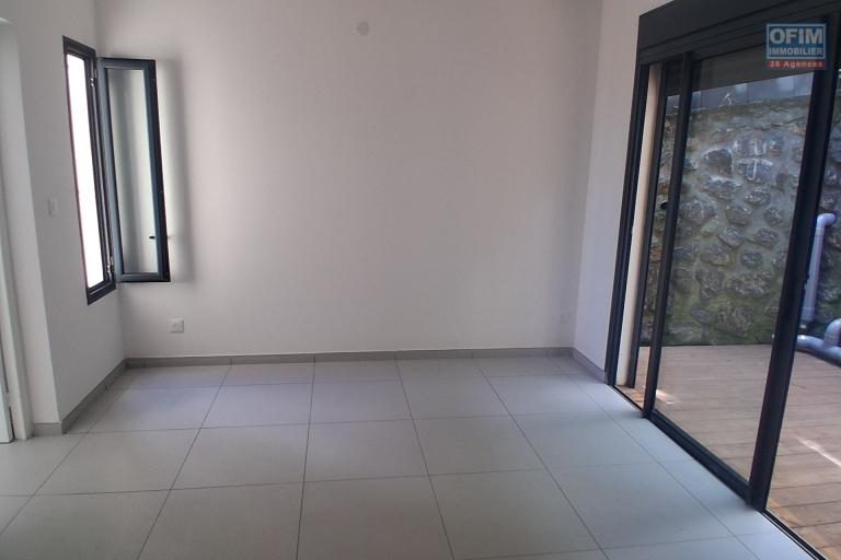 A LOUER maison neuve de type F4 sur Bernica &agrave; SAINT-GILLES LES HAUTS