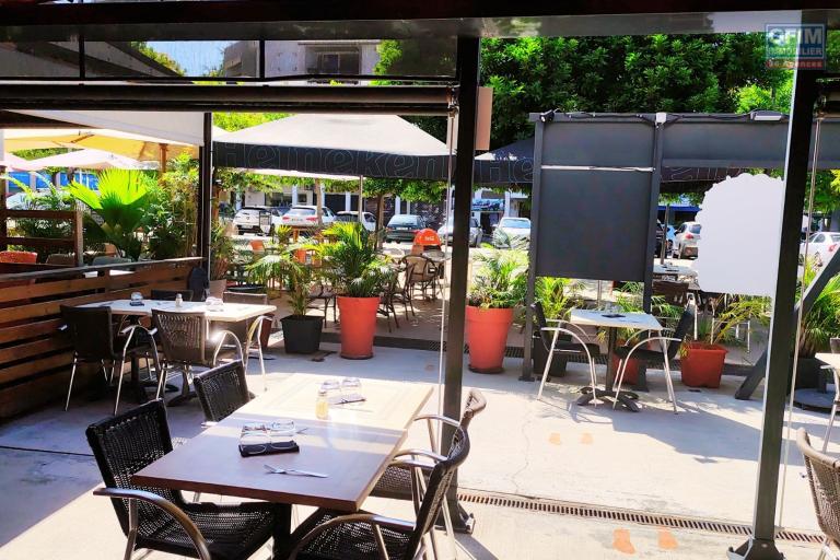 A Vendre Restaurant LE GRILLADIN Place du Marché à Saint-Gilles les Bains | 236 500€