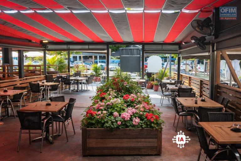A Vendre Restaurant LE GRILLADIN Place du Marché à Saint-Gilles les Bains | 236 500€
