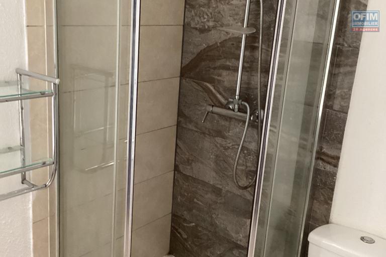 À louer – Studio a Saint - Clotilde