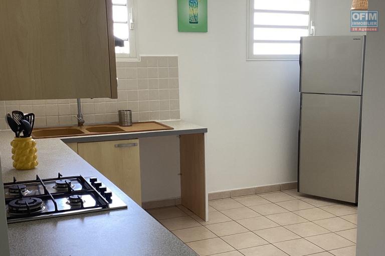 &Agrave; LOUER &ndash; Appartement F4 meubl&eacute; et enti&egrave;rement &eacute;quip&eacute; a Sainte - Marie