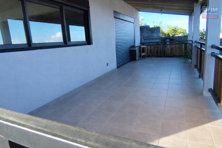 A LOUER superbe maison NEUVE de type F4- VUE MER au GUILLAUME SAINT-PAUL