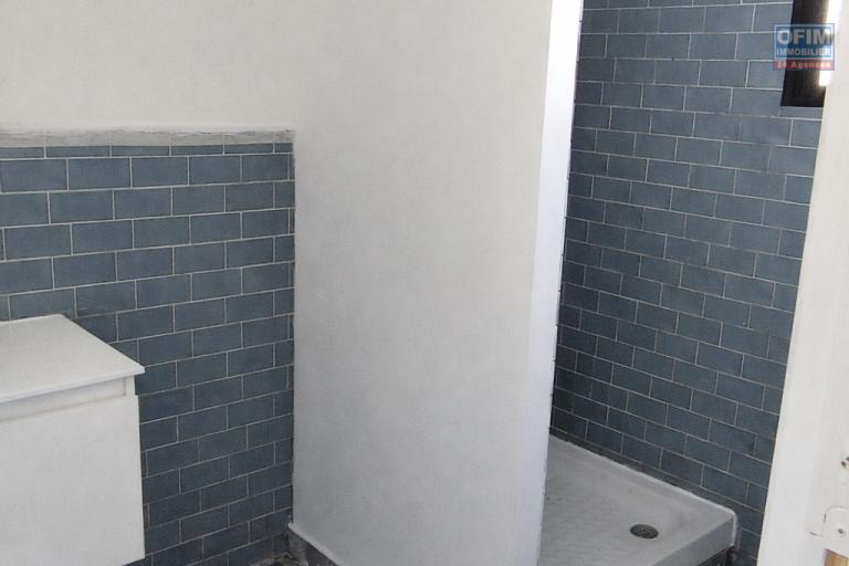 A LOUER superbe maison NEUVE de type F4- VUE MER au GUILLAUME SAINT-PAUL