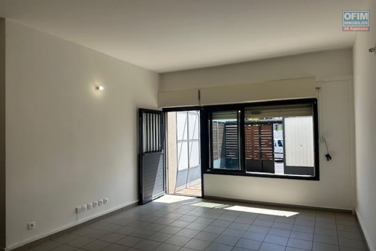 Un charmant F2 en plein centre de Saint-Louis &agrave; l'&icirc;le de la R&eacute;union