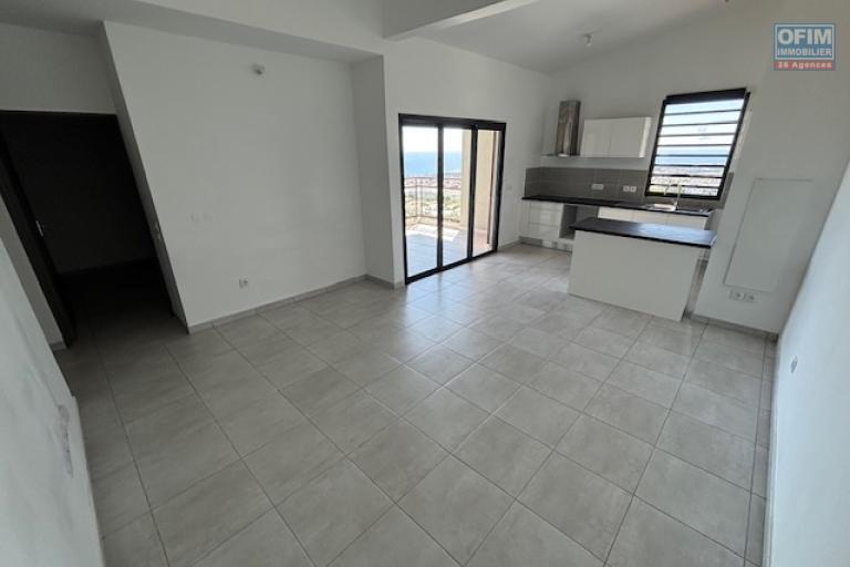 A louer T4 dans la residence Castel ROC, route du bois de nefles à Ste Clotilde