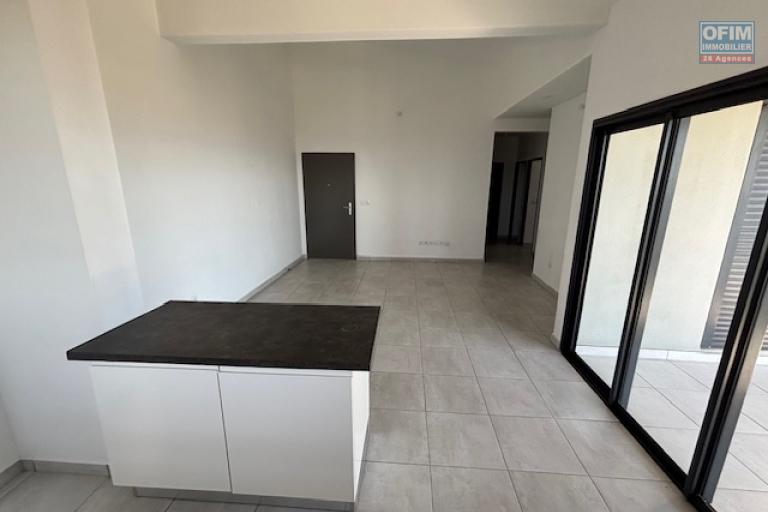 A louer T4 dans la residence Castel ROC, route du bois de nefles à Ste Clotilde