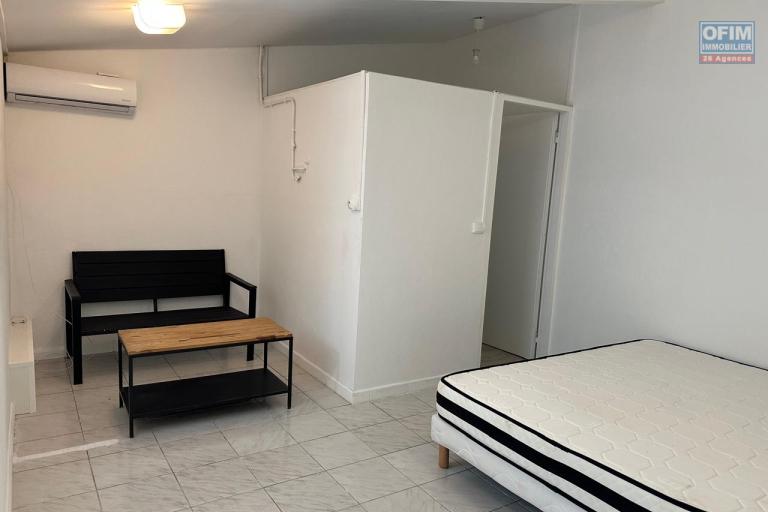 Un charmant studio de 31m2 meubl&eacute; &agrave; la Ligne Paradis St-Pierre &icirc;le de la R&eacute;union