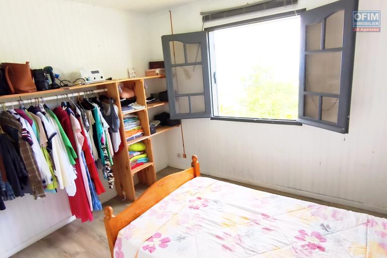 Maison F4 de 170 m2 avec vue mer et montagne &agrave; Saint-Joseph