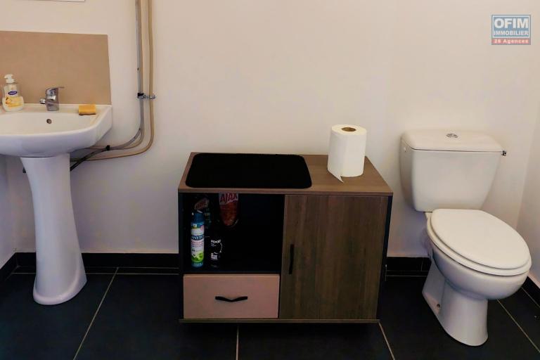  A LOUER Local Commercial / Professionnel de 53m2 | Secteur Ligne des Bambous Saint-Pierre - Tampon