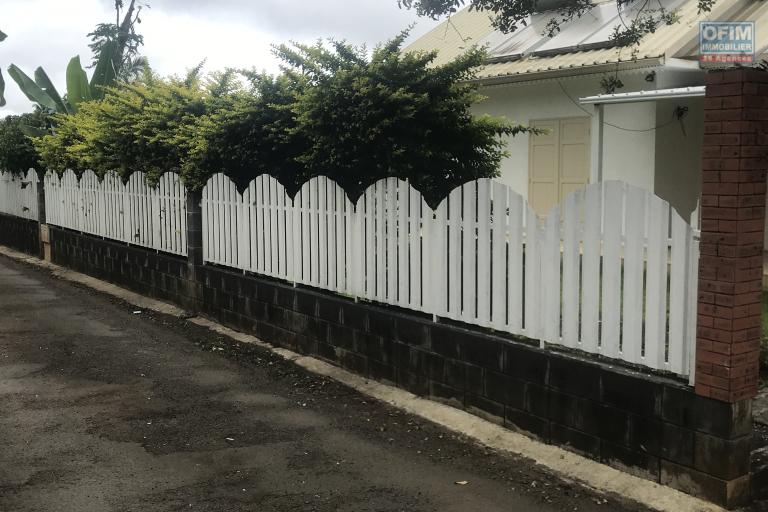 A louer villa F4 a la rivi&egrave;re saint louis