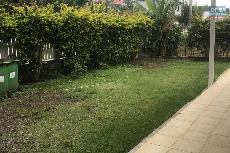 A louer villa F4 a la rivi&egrave;re saint louis