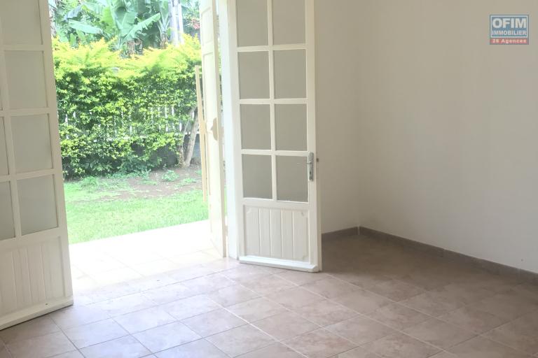 A louer villa F4 a la rivi&egrave;re saint louis