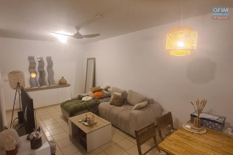 A vendre bel et spacieux appartement de type F2 de standing sur la r&eacute;sidence KELLER  &agrave; Sainte Clotilde