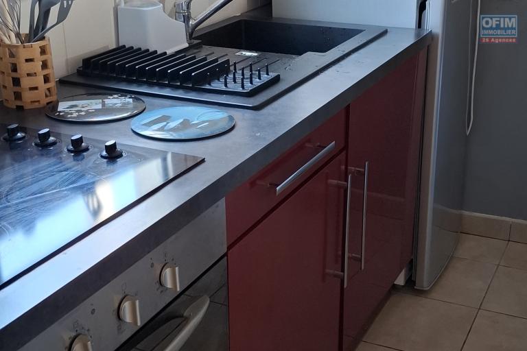 A louer  &agrave; St Leu appartement T2 avec vue mer panoramique